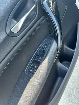 BMW rad 1 120i Advantage A/T - 11