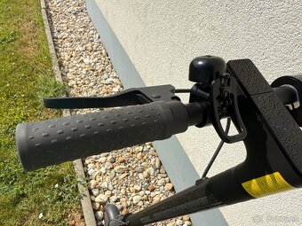 Elektrická kolobežka Xiaomi Mi Scooter Pro 2 | TOP stav - 11