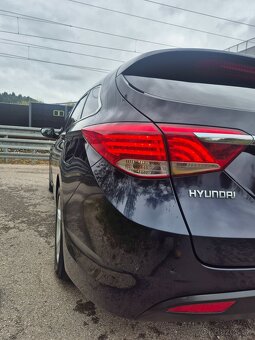 HYUNDAI I40 CW 1.7 CRDI 85KW M6 2013 - 11