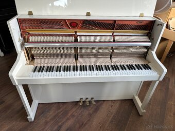 biely klavír Schimmel 120 - 11