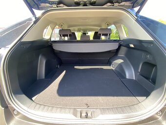 TOYOTA  RAV4  2,0  129kW - 11