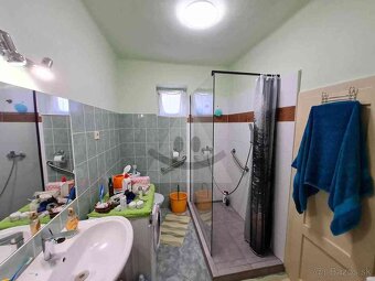 3 izbový rodinný dom s vedľajšími budovami v Sokolciach - 11