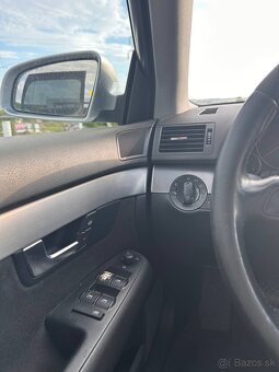 Audi A4 B7 2.0 TDI S line, 2007, 125 kW - 11