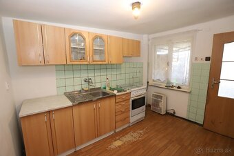 4 izbový rodinný dom s garážou v obľúbenej lokalite "západ - 11