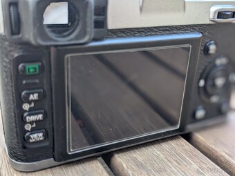 FUJIFILM X100S silver - 11