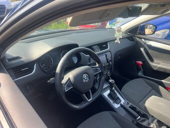 Škoda Octavia 1.6 TDI DSG - 11