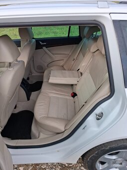 Škoda Octavia combi, 1.4 TSI 90KW DSG Automat - 11