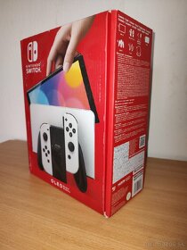 Nintendo Switch OLED + Hra + Príslušenstvo :) - 11