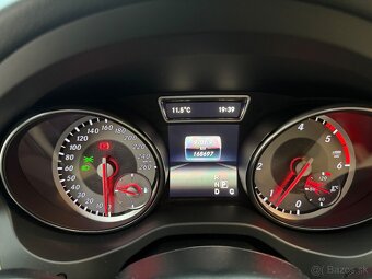 Mercedes Benz GLA 200d - 11