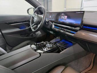 BMW Rad 5 520d 197PS AT8 xDrive M-Packet ✅ODPOCET✅ - 11