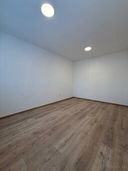 Ponúkame na predaj 3-izbový byt v Handlovej - 11