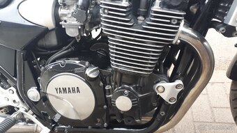 Yamaha XJR 1300 - 11