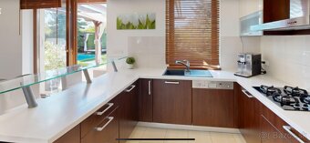 Predám rodinny dom v Miloslavove s bazénom v Alzbetin dvor… - 11