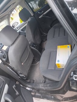 Predám škoda Octavia 2 1.9 77kw - 11