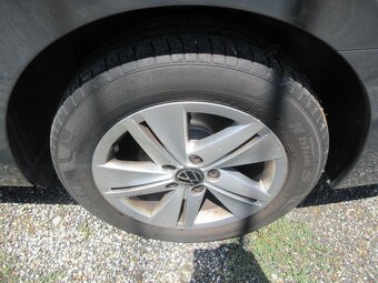 VW Golf VIII Variant 2.0 TDI 85kw DSG - 11