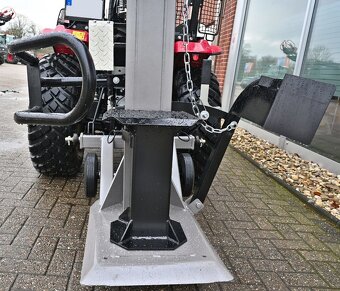 Štiepačka za traktor + elektromotor JANSEN TS-30K 30 ton - 11