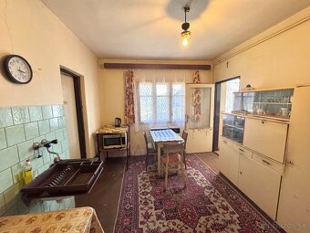 Predaj- vidiecky rodinný dom s 10 á pozemkom, Vinodol - 11