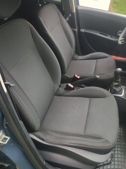 Renault Clio 1.2 - 11