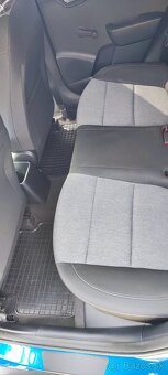 Kia Stonic - 11
