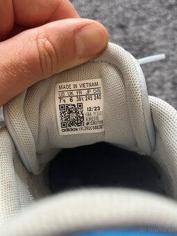 Adidas VL Court Bold - 11