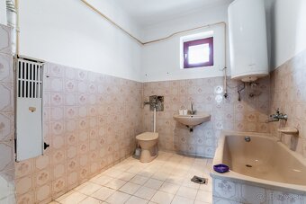RD - čiastočná rekonštrukcia, 840 m2, Méra - Maďarsko - 11