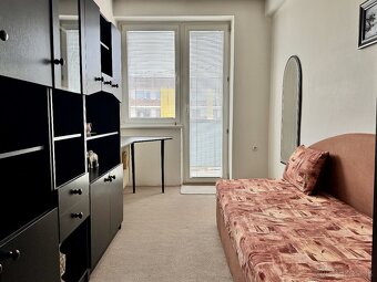 CENTRUM - veľký tehlový 3i byt, 85m2, loggia, garáž - 11