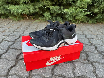 NIKE REACT VISION - 11