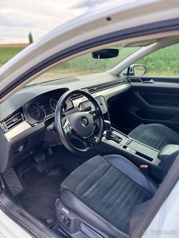 Volkswagen Passat 2.0 TDi - 11