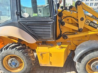 JCB 2CX - 11