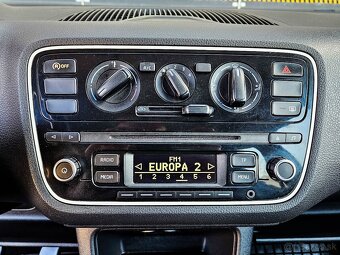 Volkswagen UP - 11