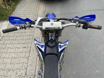 Yamaha YZF 250 - 11