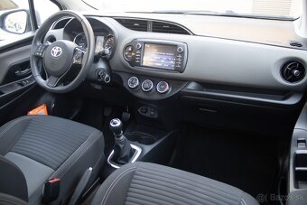 Toyota Yaris 1.5 VVT-iE First Edition Gold - 11