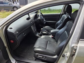 Toyota Avensis 2006 D4D 2,2 Tspirit Koža - 11