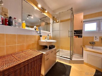 Rodinný dom v obci Nová Ves nad Žitavou - 11