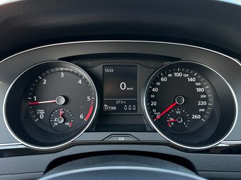 Volkswagen Passat 2.0 TDi - 11