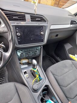 Predam volswagen tiguan - 11