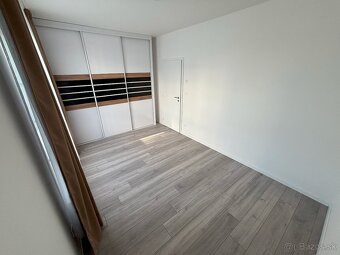 3i byt na prenájom - Sereď Cisárky - 11