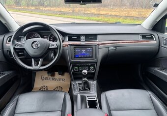 ŠKODA SUPERB 2.0 TDI ELEGANCE PLUS FACELIFT COMBI - 11