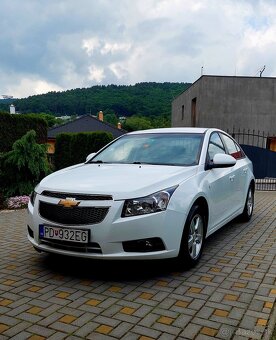 Chevrolet Cruze 1.6 benzín - 11