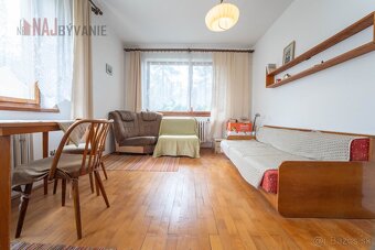 Zaujímavý rodinný dom Ludrova Rezervovaný - 11