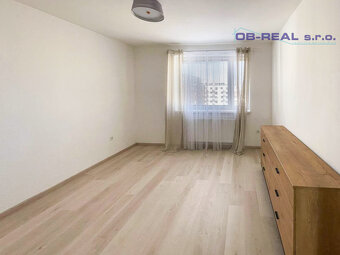 Veľký 3-izbový byt 87,7 m2 v Galante na PREDAJ - 11