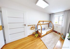 REZERVOVANÉ Lukratívny 3 izb.tehlový byt PRIAMO pri Námestí - 11