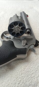 Smith & Wesson 929 Performance Center 9mm Luger - 11