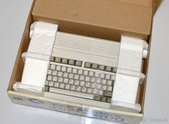 Commodore Amiga 600 - 11