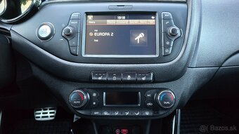 Kia Ceed SW 1.6 CRDI GT- Line PLATINUM - 11