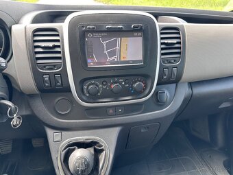 Renault Trafic 1.6dCi 92kw, 8 míst, SERVIS, ČR - 11