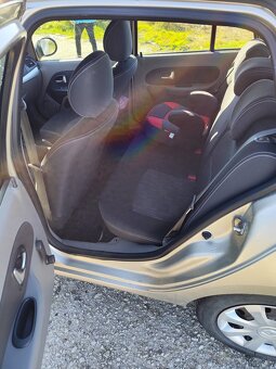 Renault Thalia 1.2 55KW 2011 - 11