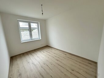 NOVOSTAVBA V ŠTANDARDE 4 izbový rodinný dom 111 m2 213.000 € - 11