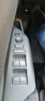 Honda Civic 1.0 AB Hatchback 5DV - 11