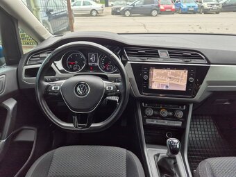 7-miestny Volkswagen Touran 2.0 TDI Edition Trendline - 11